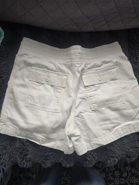 Orvis White Drawstring Shorts Size M Casual Summer Lightweight Comfort